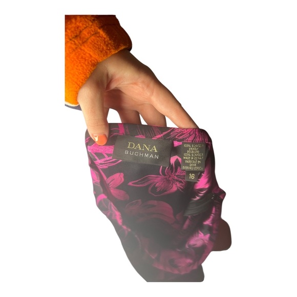 Vintage 100% Silk Skirt Black & Pink Floral Print Size 16 - Picture 2 of 5